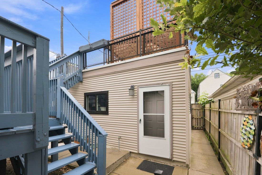 House in Chicago, Illinois, United States 2 - 18607613