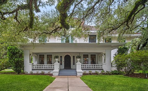 House in Eagle Lake, Texas, United States 1