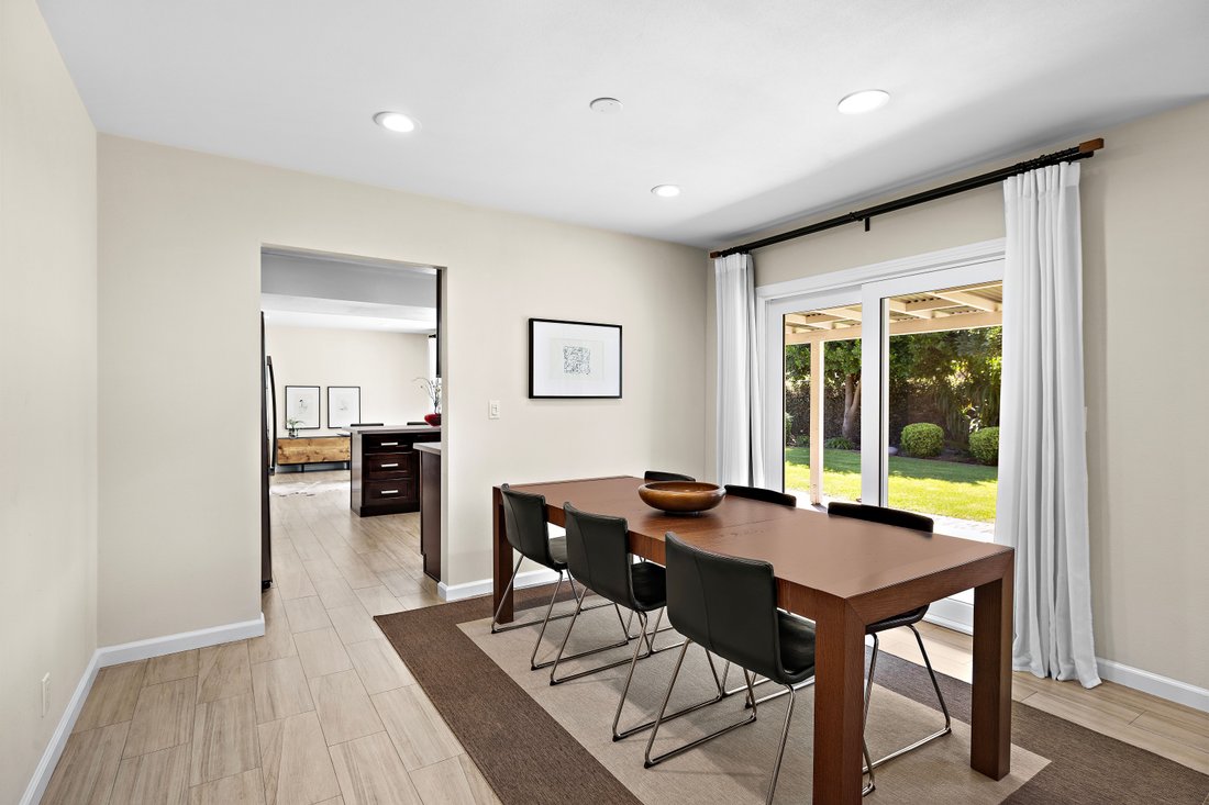House in Santa Ana, California, United States 5 - 18607407