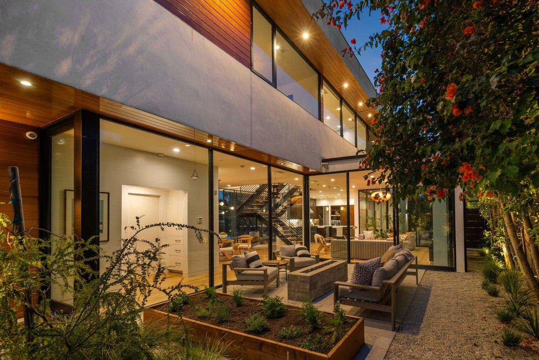 House in Los Angeles, California, United States 3 - 18606995