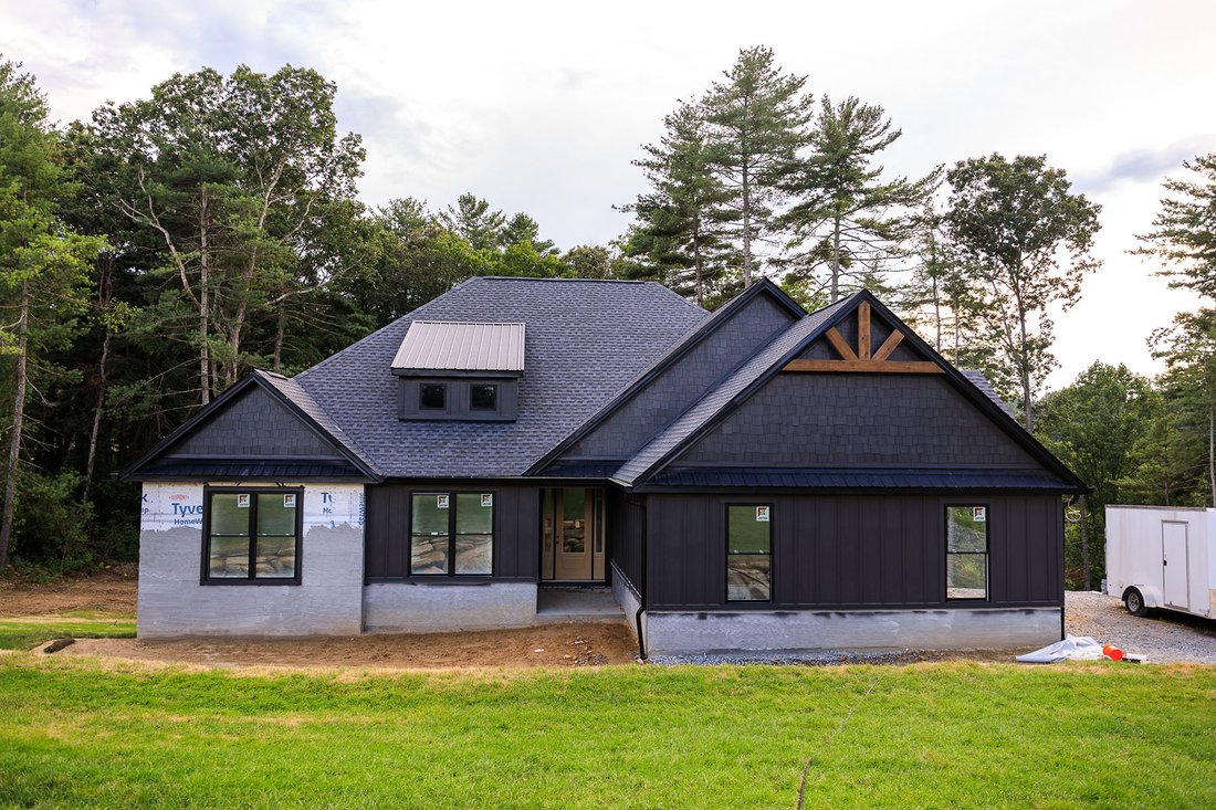 House in Laurel Park, North Carolina, United States 3 - 18061387