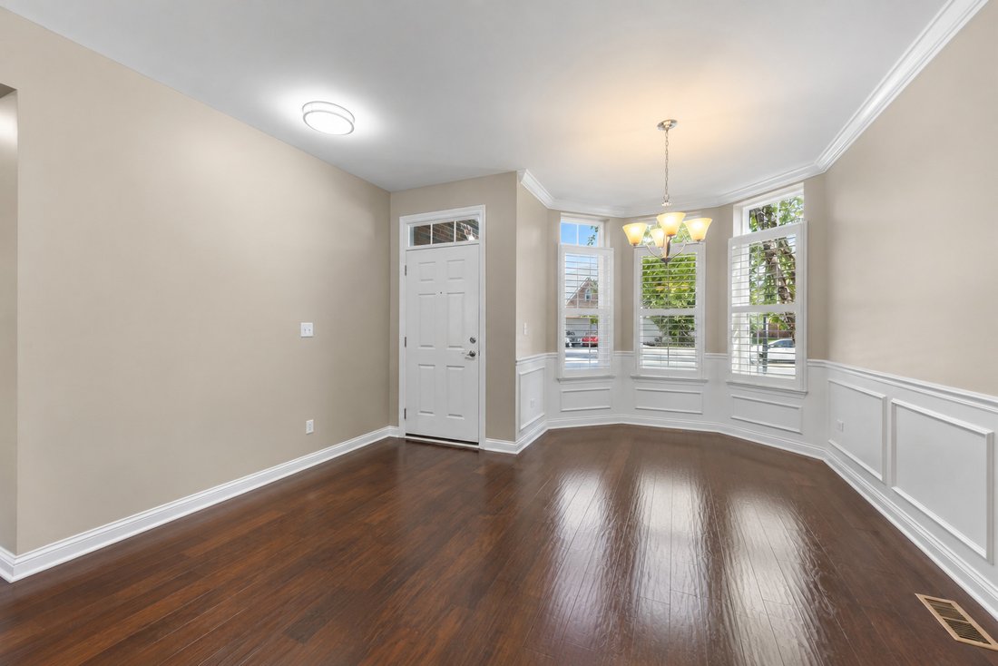 Villa in Bolingbrook, Illinois, United States 3 - 18606847