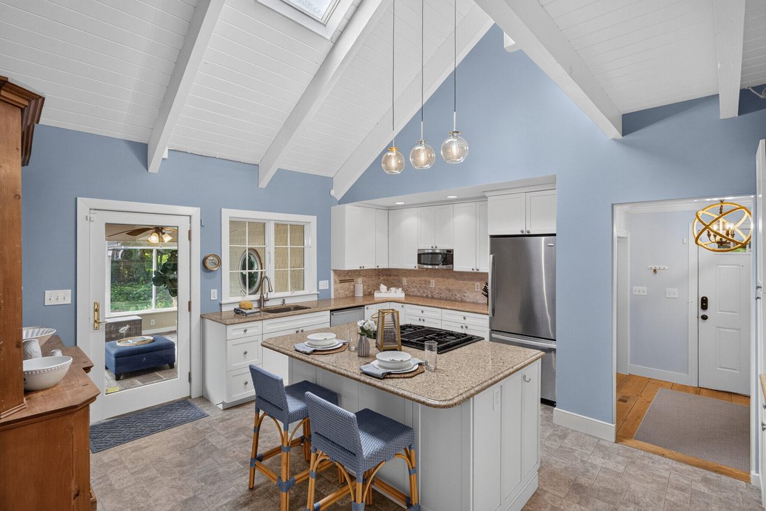 House in Harwich, Massachusetts, United States 5 - 18607088