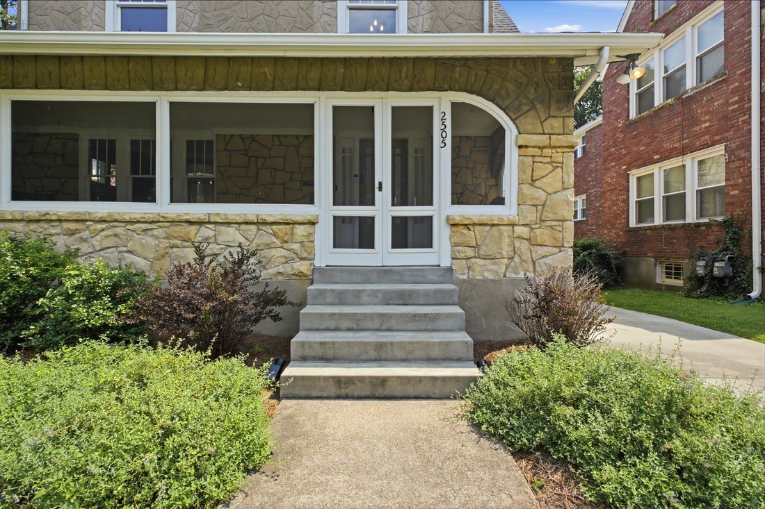 House in Watterson Park, Kentucky, United States 4 - 18606996