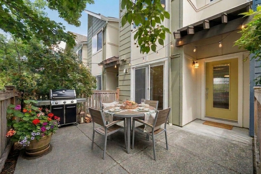 Condo in Issaquah, Washington, United States 2 - 18607146