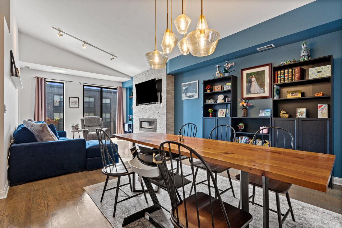 House in Chicago, Illinois, United States 3 - 18607646