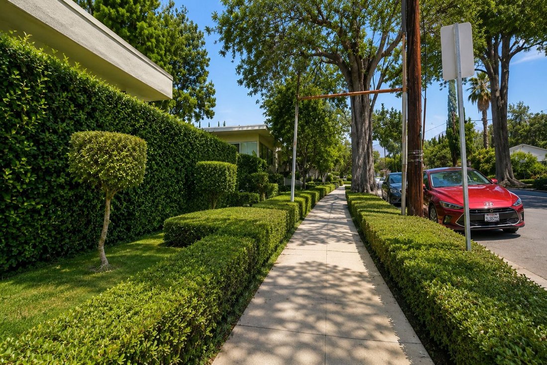 Condo in Altadena, California, United States 4 - 18606972