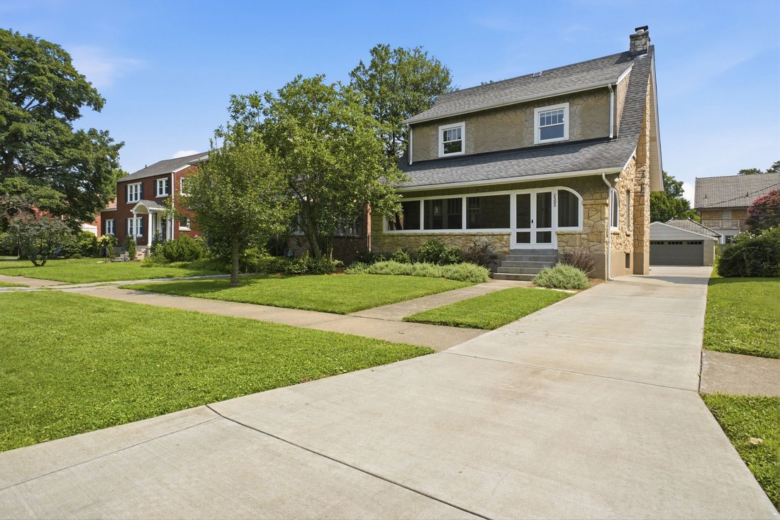House in Watterson Park, Kentucky, United States 1 - 18606996