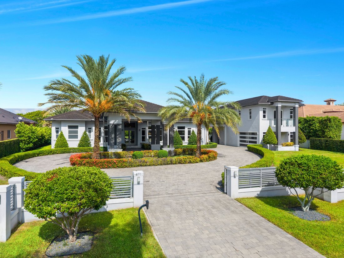 House in Miami, Florida, United States 1 - 18607061