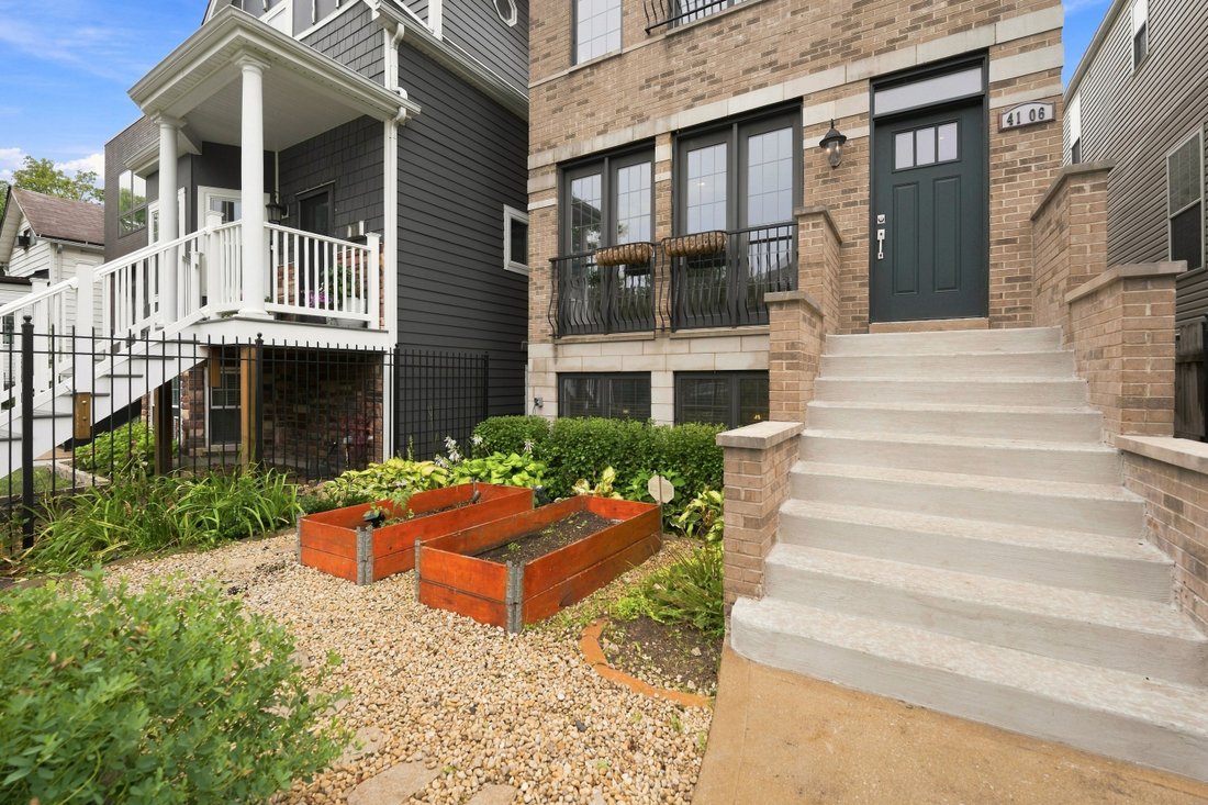 House in Chicago, Illinois, United States 1 - 18607613