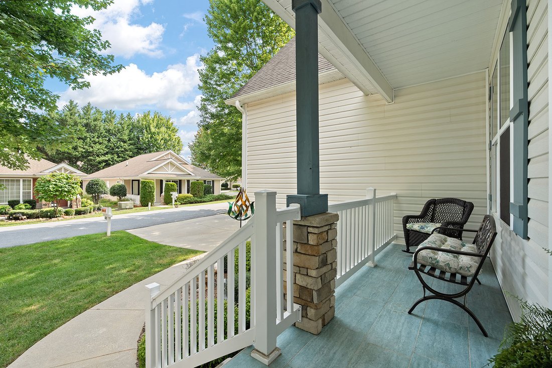 House in Flat Rock, North Carolina, United States 3 - 18607339