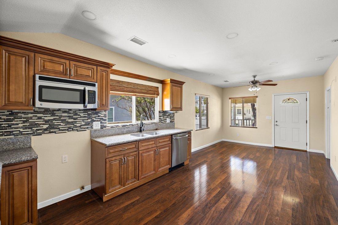 House in Santa Ana, California, United States 5 - 18607687