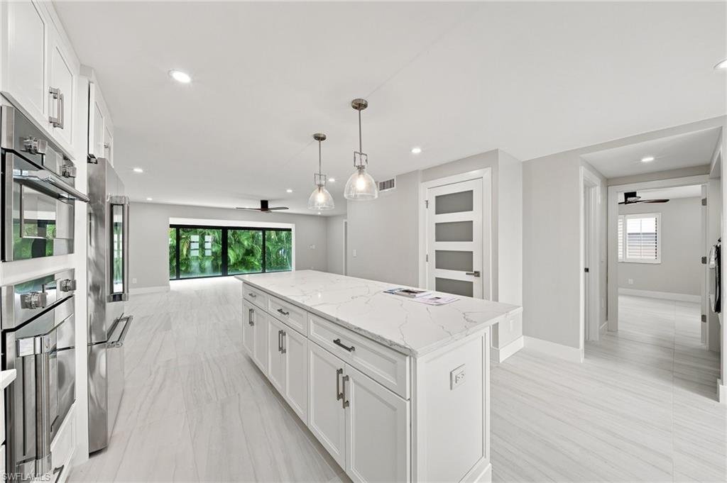 Condo in Naples, Florida, United States 3 - 17516850