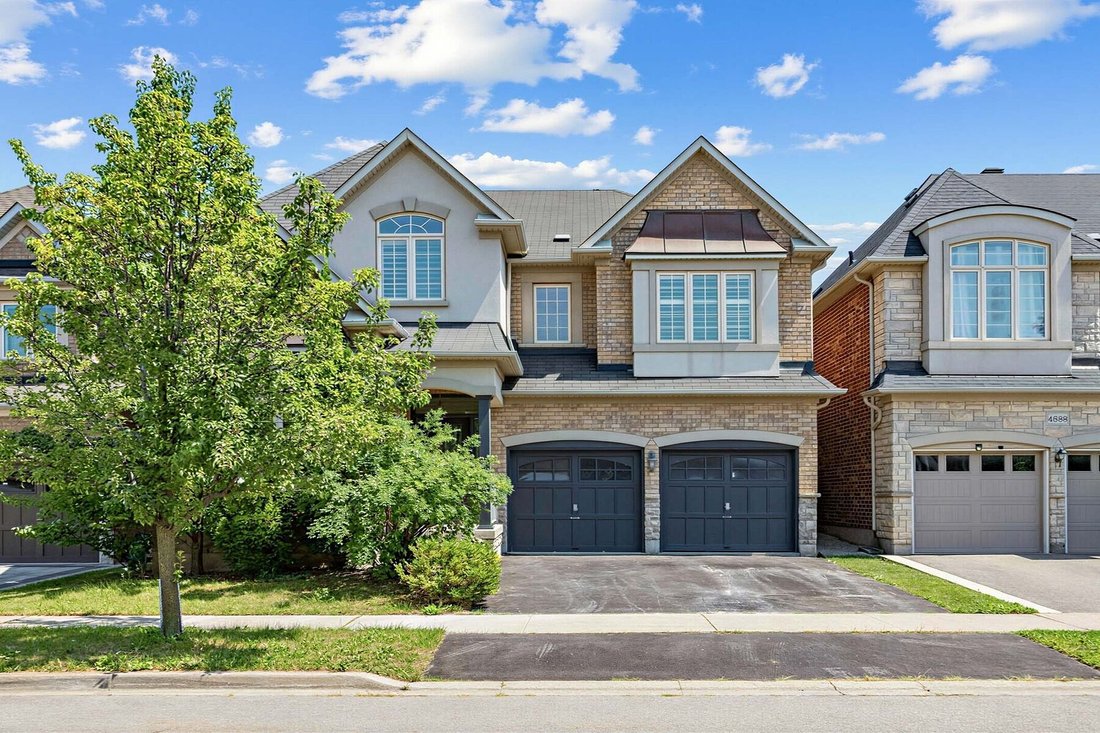 House in Burlington, Ontario, Canada 2 - 18607037