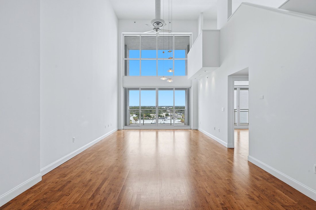 Condo in Sarasota, Florida, United States 4 - 18607059