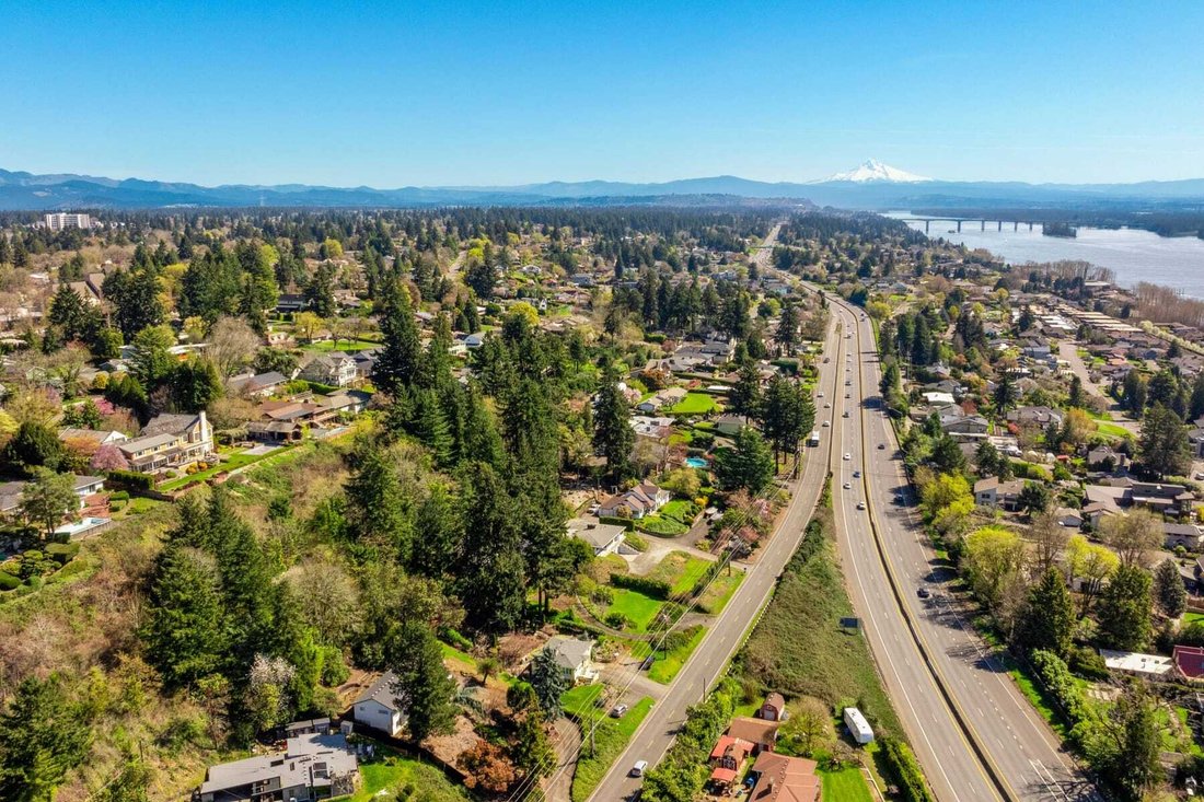 House in Vancouver, Washington, United States 2 - 18606980