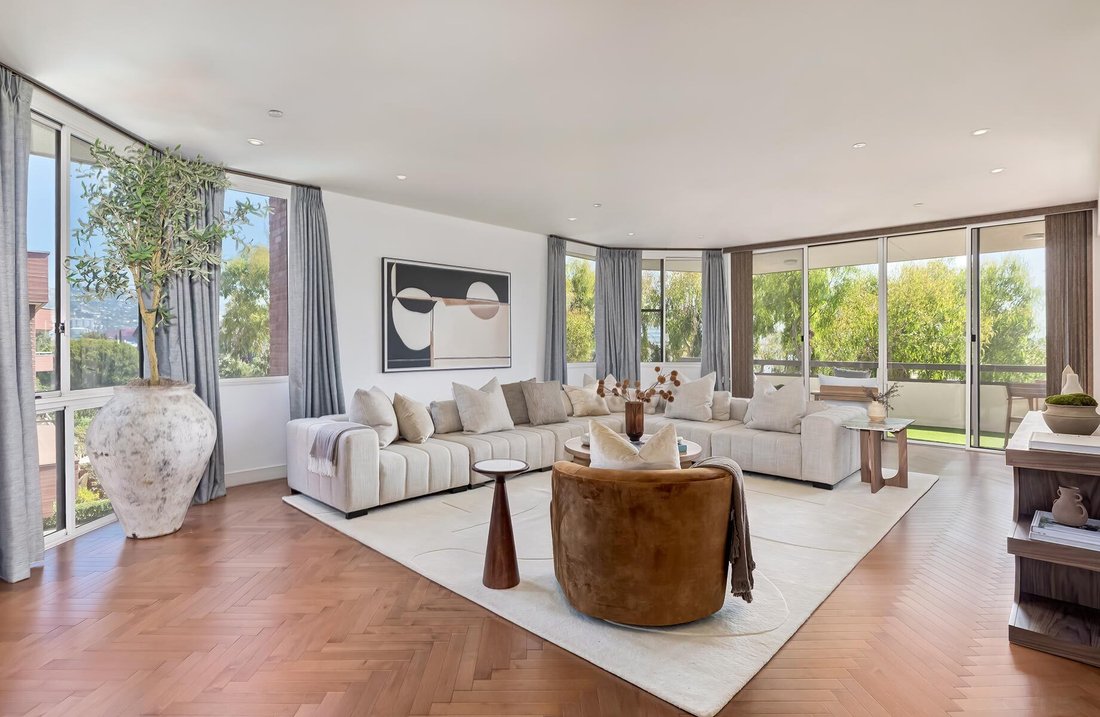 Condo in Beverly Hills, California, United States 1 - 18607225
