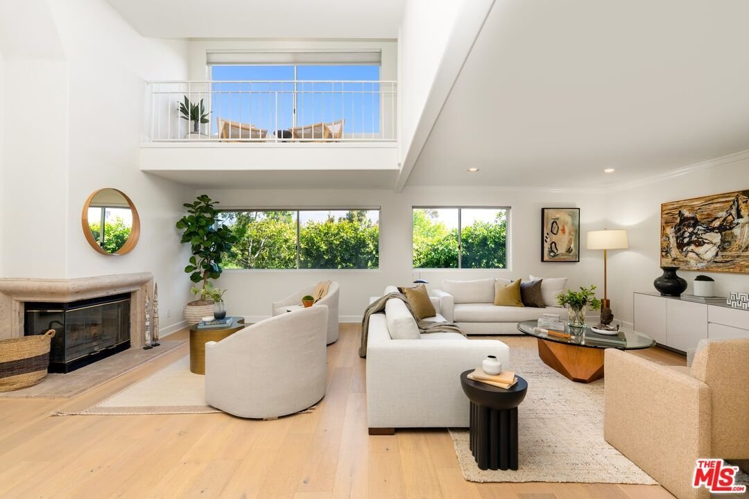 Condo in Los Angeles, California, United States 2 - 18606808