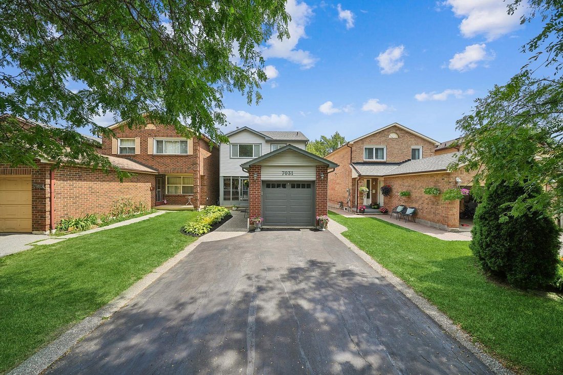 House in Mississauga, Ontario, Canada 1 - 18607078