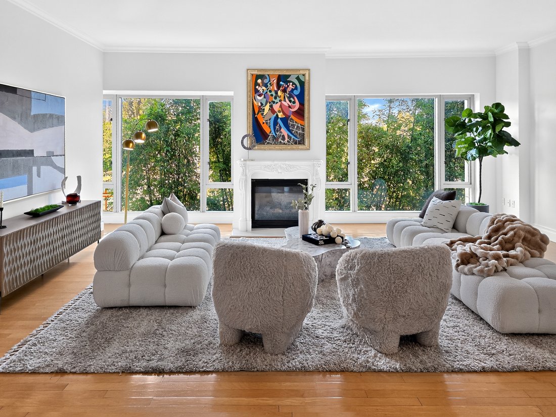 Condo in Los Angeles, California, United States 1 - 18607249