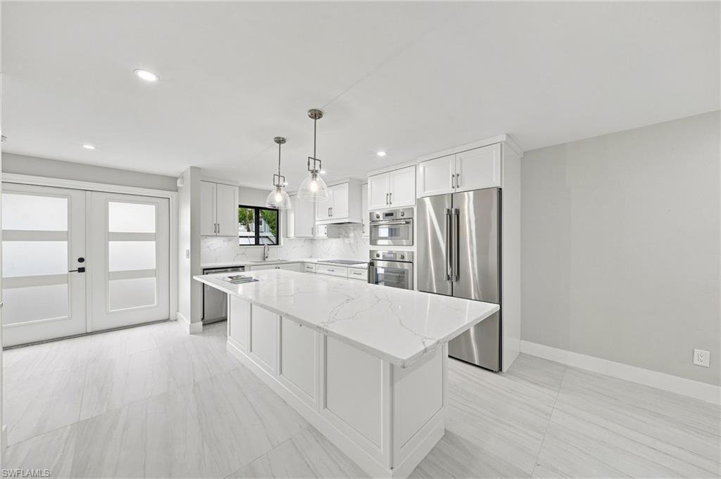 Condo in Naples, Florida, United States 5 - 17516850