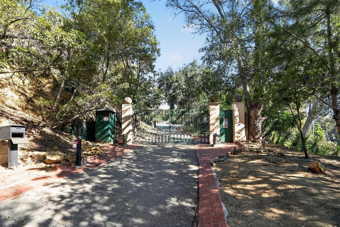 Land in Los Angeles, California, United States 5 - 18607067
