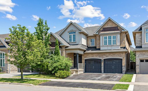 House in Burlington, Ontario, Canada 1