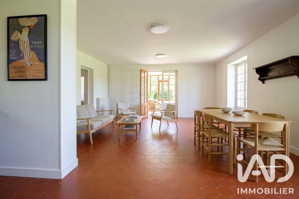 House in Saint-Remy-l'Honore, Ile-de-France, France 3 - 18610578