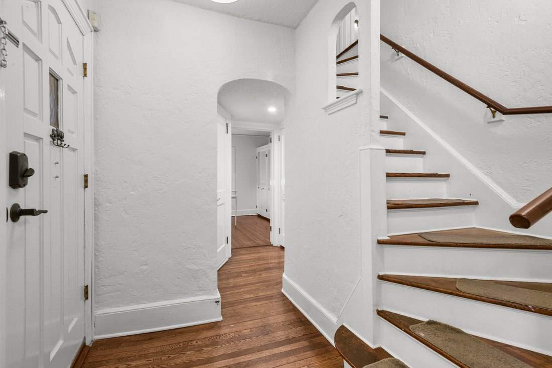 House in Larchmont, New York, United States 3 - 18607286