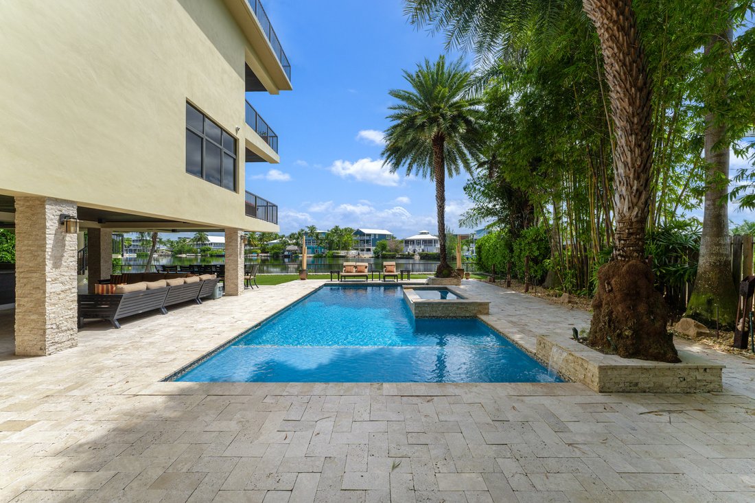House in Key Colony Beach, Florida, United States 5 - 18607946