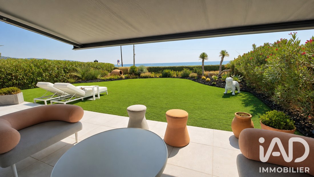 Apartment in Nartelle-Noyer-Bellevue-bd des Sardinaux, Sainte-Maxime, France 1 - 18581441