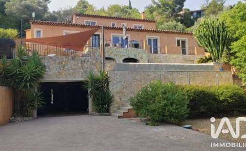 House in Centre Ouest, Ollioules, France 1