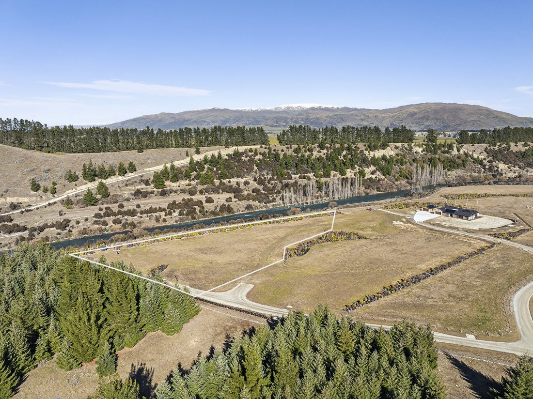 Land in Wanaka, Otago, New Zealand 3 - 18607456