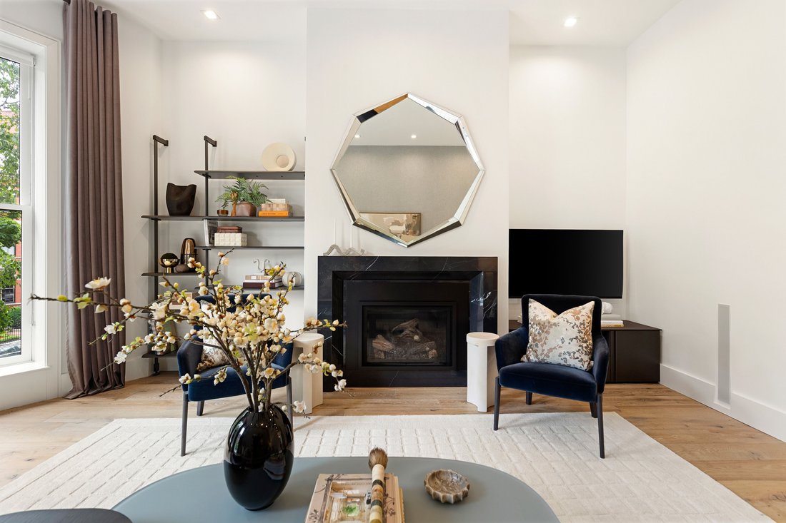 Condo in Boston, Massachusetts, United States 3 - 18607654