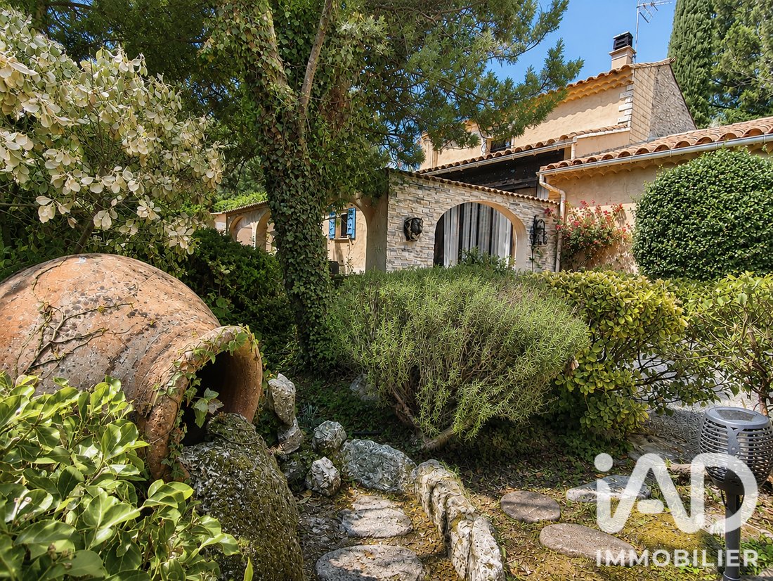 House in Gargas, Provence-Alpes-Côte d'Azur, France 1 - 18479308