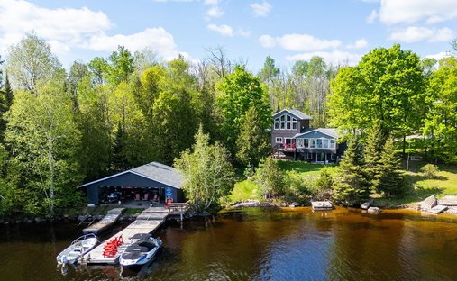 Haus in Magnetawan, Ontario, Kanada 1