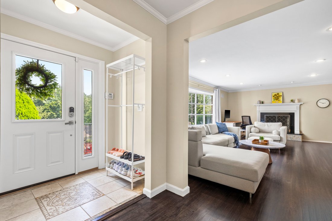 House in Eastchester, New York, United States 2 - 18607879