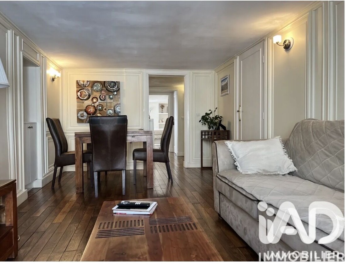 Apartment in Saint Louis, Versailles, France 4 - 18610566
