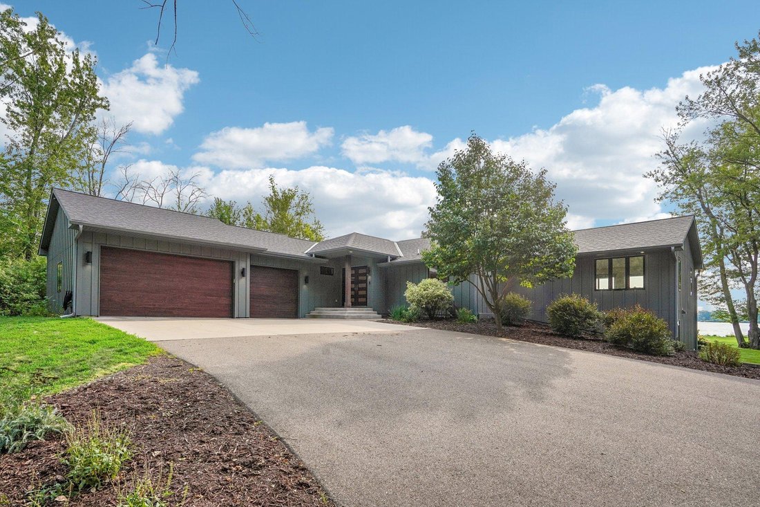 House in Centerville, Minnesota, United States 1 - 18608298