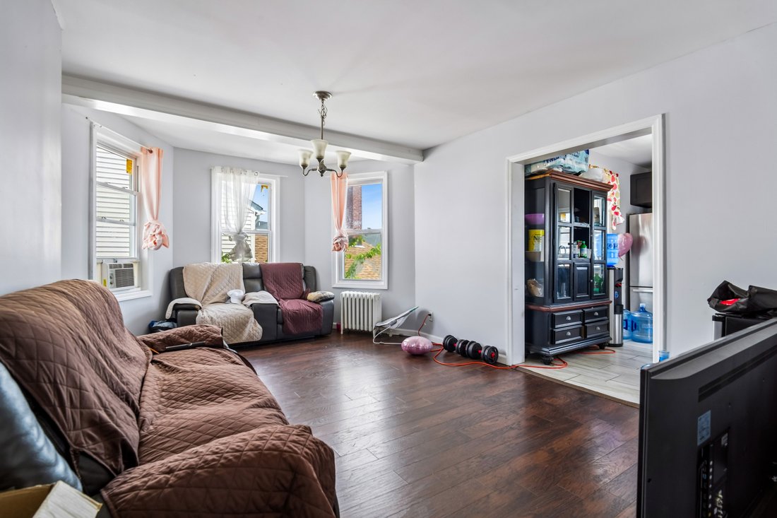 House in Passaic, New Jersey, United States 5 - 18210750