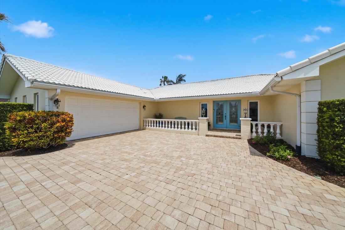 House in Indian Harbour Beach, Florida, United States 5 - 18607479
