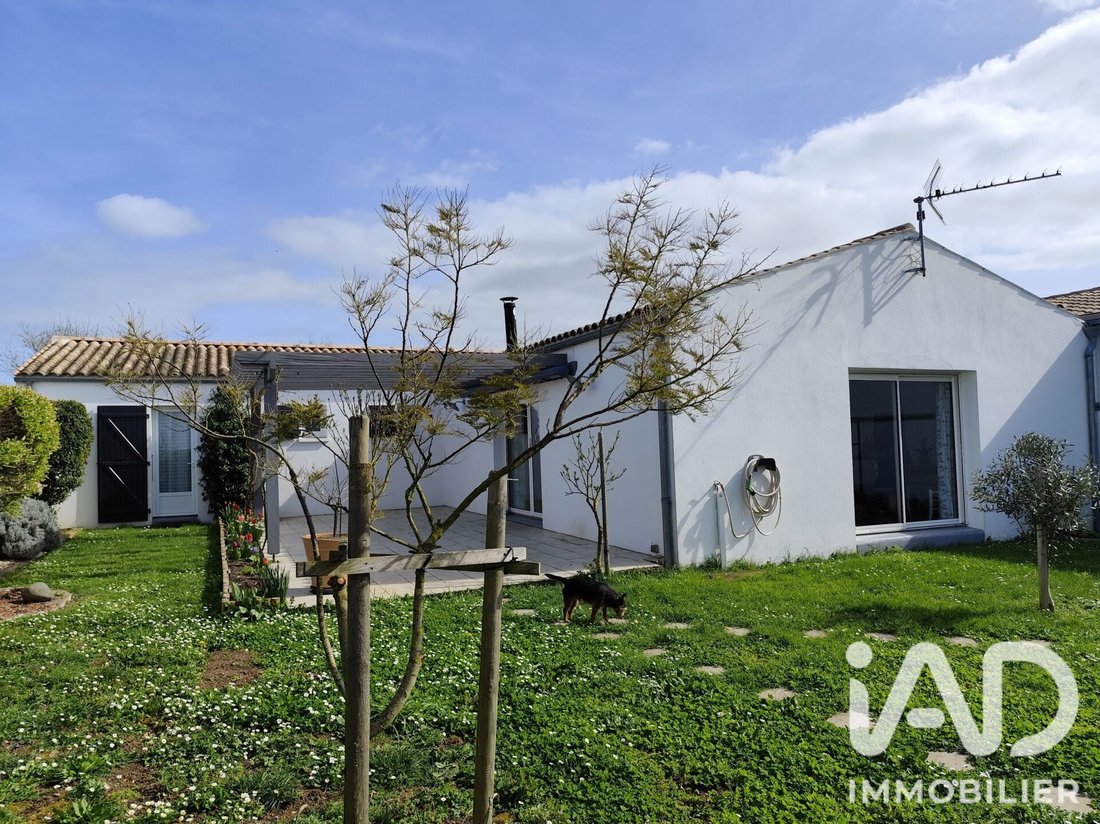 House in Puilboreau, Nouvelle-Aquitaine, France 1 - 17437565