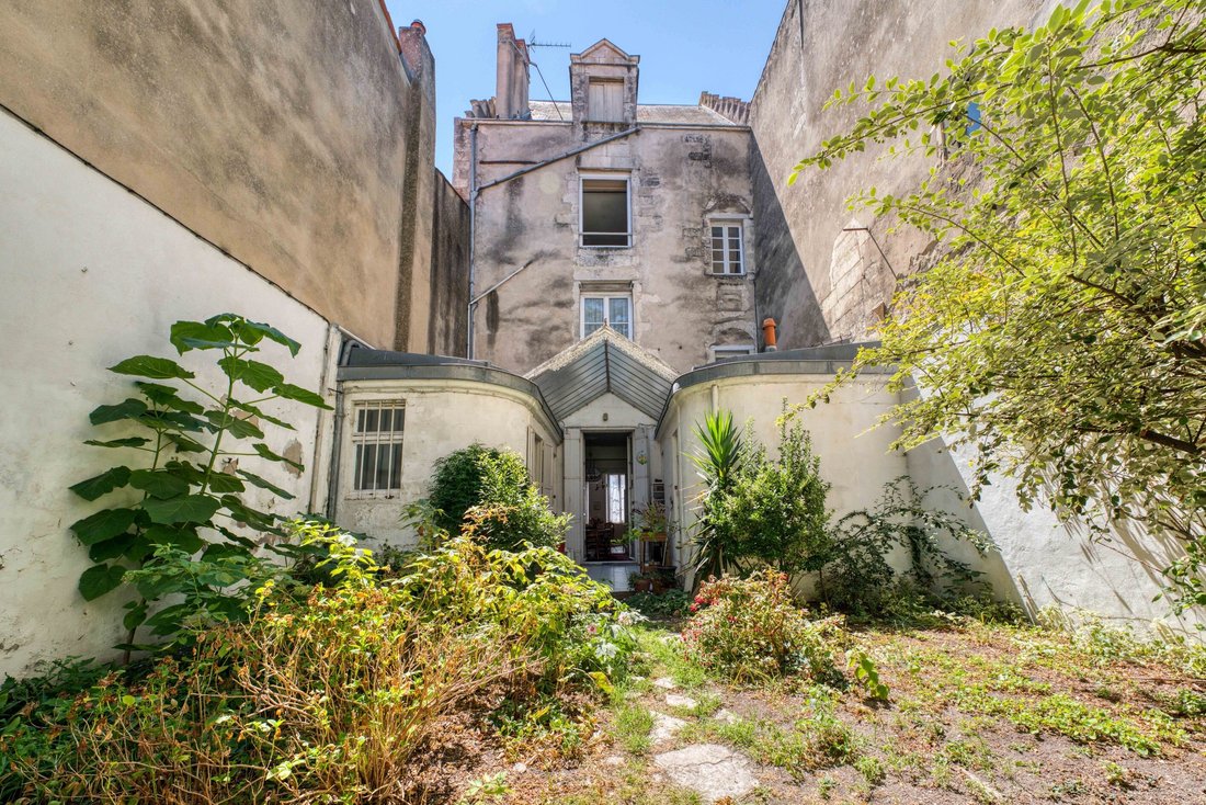 House in Centre Ville, La Rochelle, France 2 - 18608190