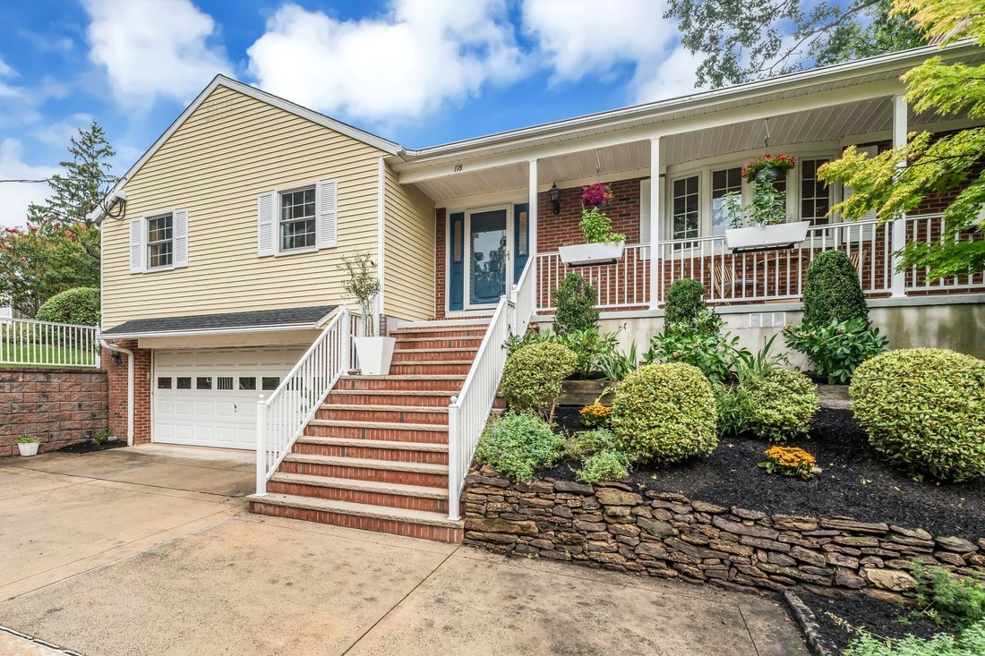 House in Atlantic Highlands, New Jersey, United States 2 - 18607567