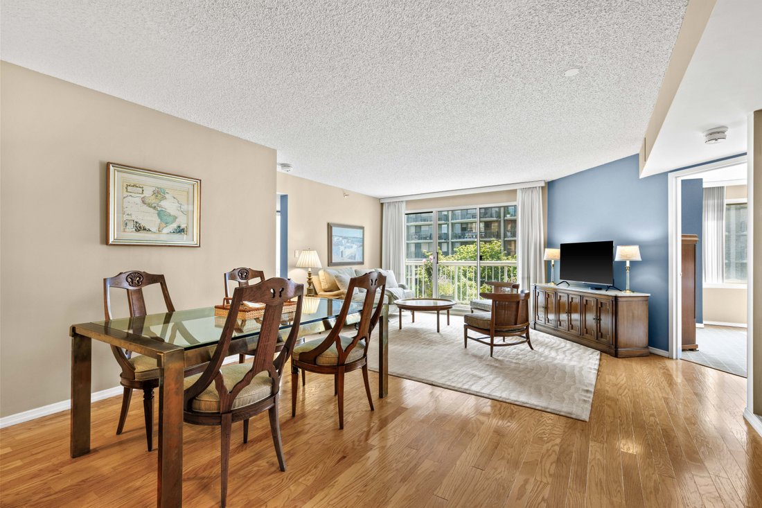 Condo in White Plains, New York, United States 1 - 18607969