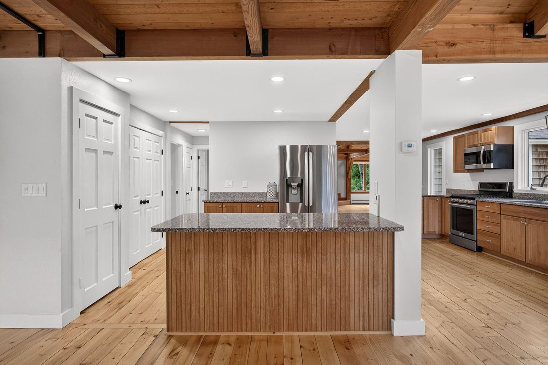 House in Barnstable, Massachusetts, United States 4 - 18607776