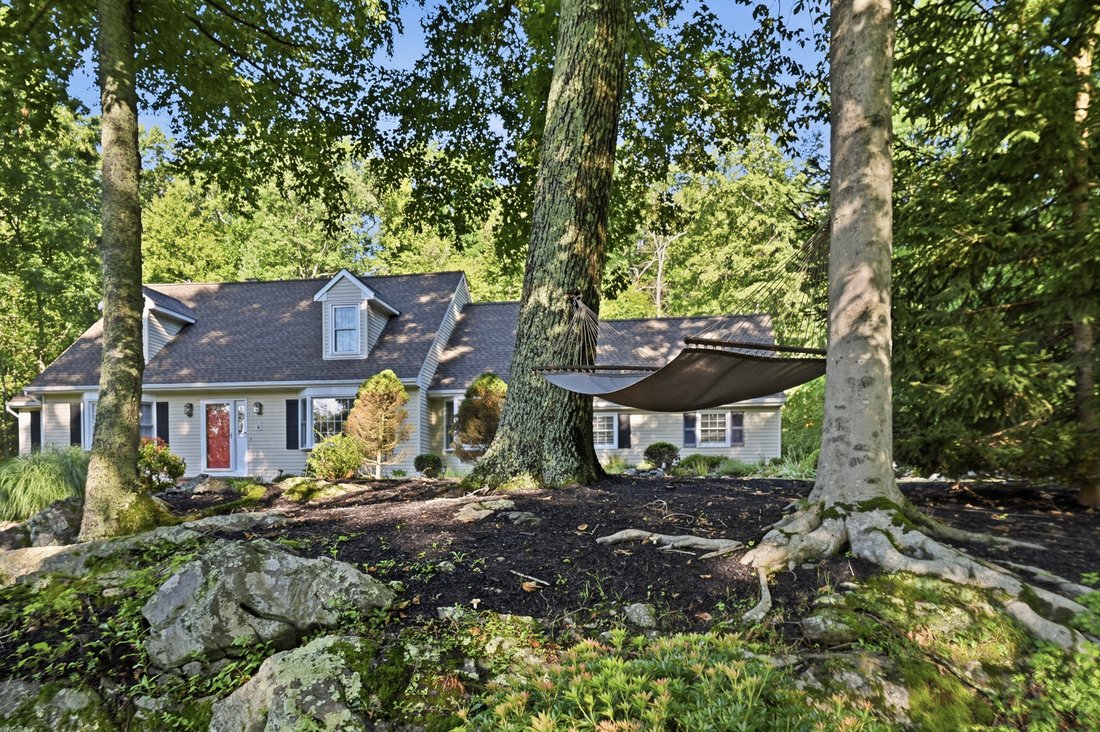 House in Brookfield, Connecticut, United States 3 - 18607313