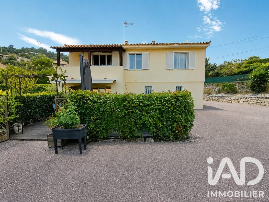 House in Saint-Laurent-du-Var, Provence-Alpes-Côte d'Azur, France 2 - 18610608