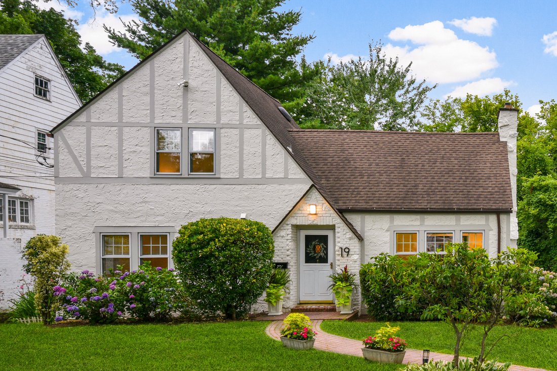 House in Larchmont, New York, United States 2 - 18607286
