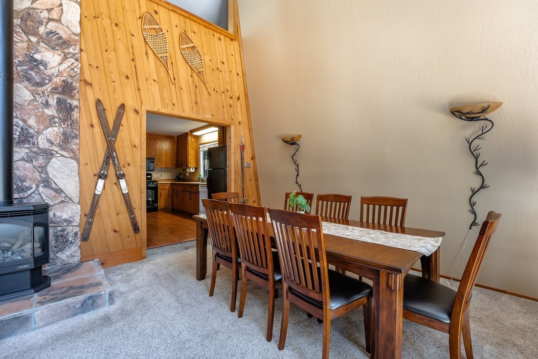 House in Truckee, California, United States 5 - 18607772